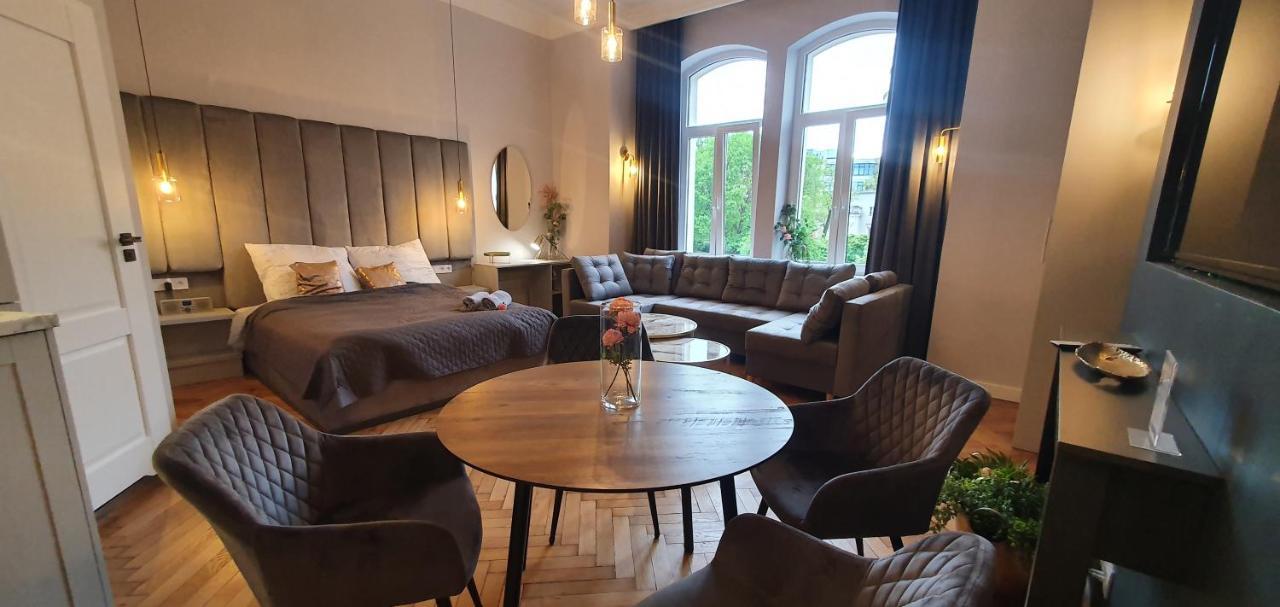 Dk Premium Ballady I Romanse Olsztyn  Exterior foto