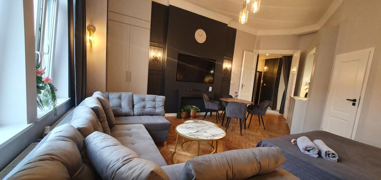 Dk Premium Ballady I Romanse Olsztyn  Exterior foto